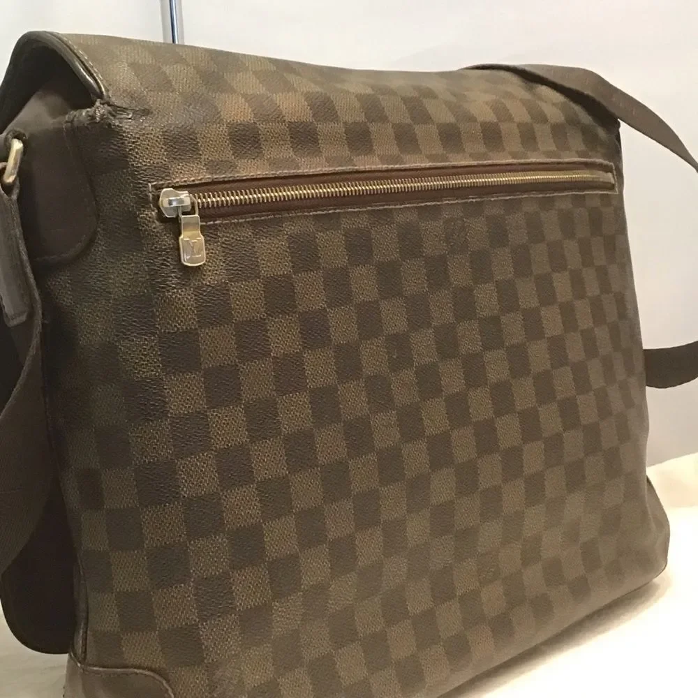 Louis Vuitton Damier Ebene Spencer Bag - Picture 14 of 16